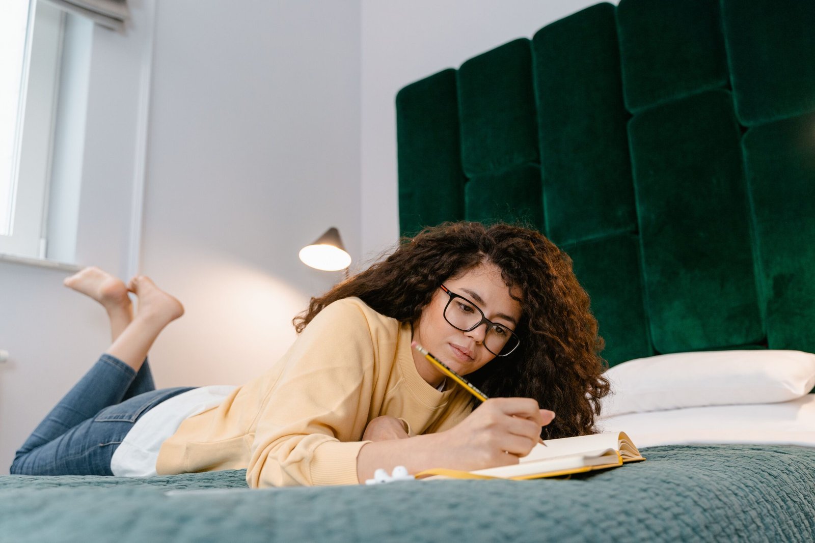 Não consigo dormir de ansiedade: escrever a lista de tarefas antes de dormir